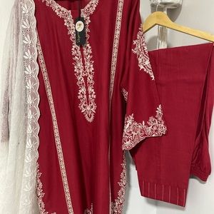 Pakistani clothes